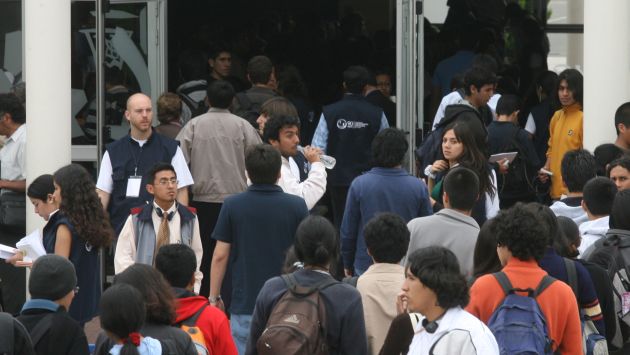No la quieren. Estudiantes marcharán contra ley el 28 de julio. (Perú21)
