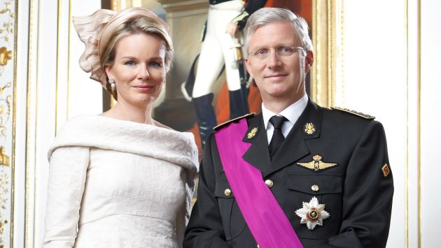 Felipe I de Bélgica junto a la nueva reina Matilde. (AP)