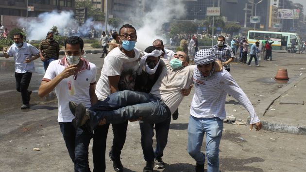 Simpatizantes de Mursi y la Policía protagonizan violenta jornada. (Reuters)