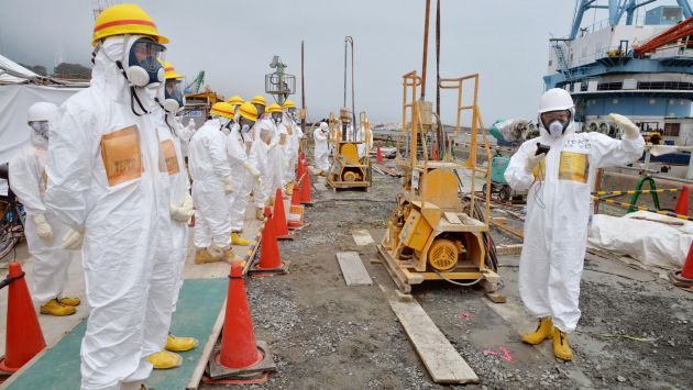 Aumentarían número de técnicos para cumplir plazos en Fukushima. (AP)