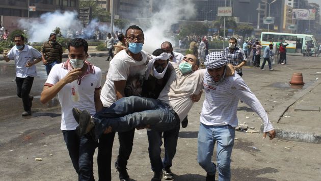 DESOLADOR. Las calles de El Cairo solo muestran muerte y destrucción. La pesadilla aún no termina. (Reuters)