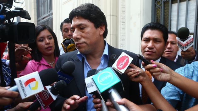 OTRA VEZ. Alexis Humala ha sido citado para hoy por la división policial que investiga la denuncia. (Rafael Cornejo)