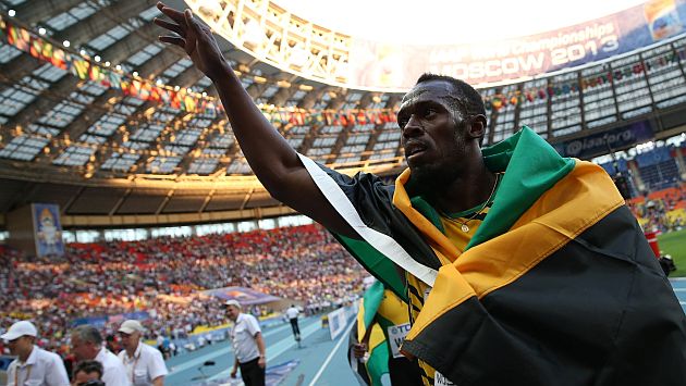 Usain Bolt cerca de superar medallero de Carl Lewis. (AFP/Youtube)