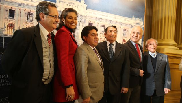 La bancada Unión Regional es cuestionada por sus colegas. (Martín Pauca/Peru21)