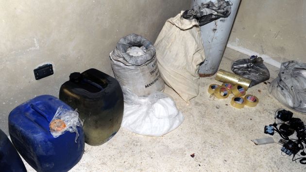 Imagen difundida por la agencia oficial SANA sobre presuntas armas químicas en túneles de rebeldes. (Reuters)
