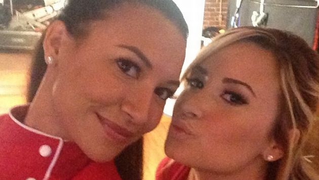 Naya Rivera compartió una foto en la que posa junto a una amorosa Demi Lovato. (Instagram)