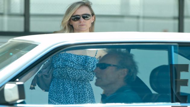 Clint Eastwood y Erica Tomlinson-Fisher. (Difusión)