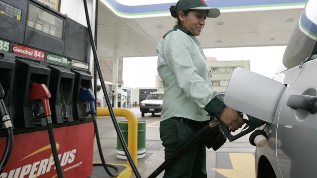 El precio de la gasolina y gasohol de 95 octanos se mantuvo invariable. (Perú21)