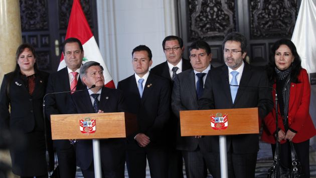 Jiménez con el líder de Alianza para el Progreso. (Andina)