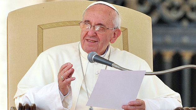 El Papa argentino pidió mayor misericordia con los gays. (AFP)