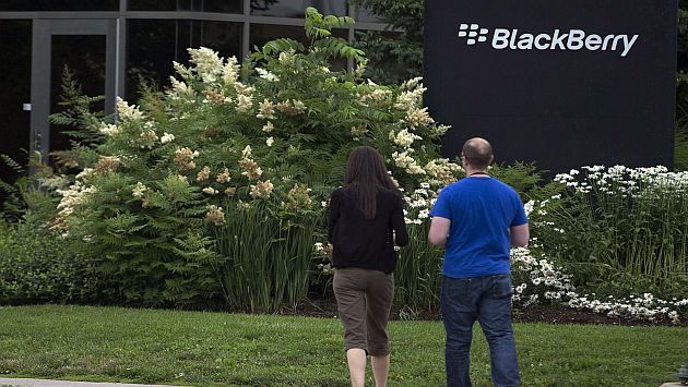 Fachada de la sede principal de BlackBerry, en Waterloo, Canadá. (AP)