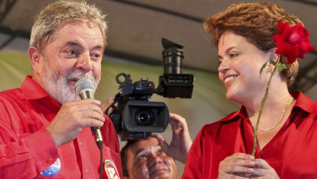 Dilma Rousseff y Luiz Inacio Lula da Silva durante campaña del 2010. (Reuters)