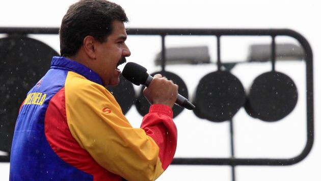 Maduro dijo que su sentimiento por Chávez es multicolor como el arco iris.  (AP)