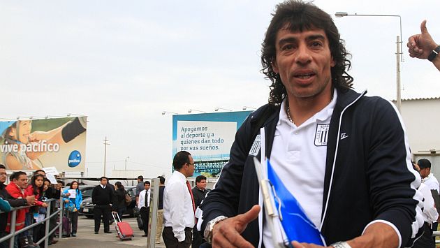 Francisco Pizarro pone el pecho tras derrota de Alianza Lima. 