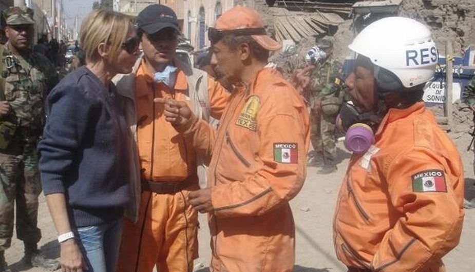 Bozzo dijo que estuvo coordinando con los rescatistas en el terremoto de Pisco, en el 2007. (Twitter)