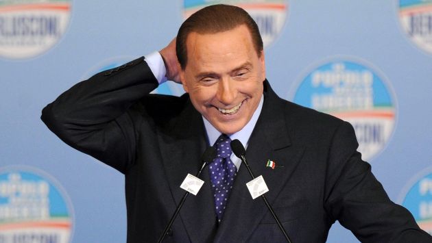 Silvio Berlusconi por fin recibe una buena noticia de la justicia. (EFE)