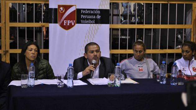 Linares estuvo acompañado de Málaga en conferencia de prensa. (FPV)