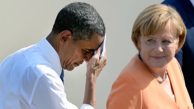 LA PASA MAL. Barack Obama volvió a pasar una situación difícil con Merkel por culpa del espionaje. (AFP)