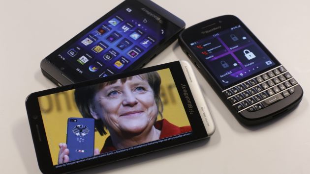 Polémica por supuesto espionaje telefónico a Angela Merkel. (Reuters)