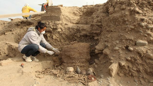 Hallan restos milenarios Wari en Huaca Pucllana. (EFE)