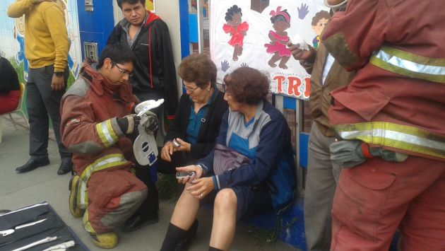 Heridos fueron atendidos por los bomberos. (Sofía Pichihua)