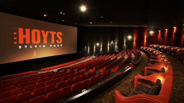 Chilefilms vendió operaciones de Cine Hoyts para evitar copar el mercado chileno. (Internet)