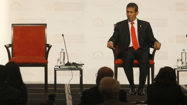 Ollanta Humala movió el avispero político y apoyó la norma cuestionada por los apristas y los fujimoristas. (Mario Zapata)
