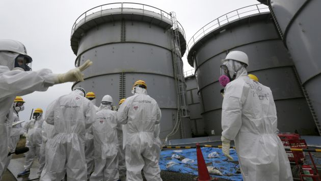 Tepco iniciaría retiro de combustible altamente radiactivo del inestable reactor número 4 de Fukushima. (AP)