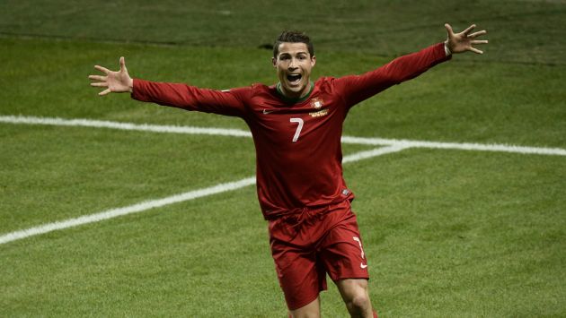 Cristiano Ronaldo fue la gran figura de la cancha. (AFP)