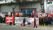Trabajadores de Ripley cumplen tercer día de huelga por mejoras laborales