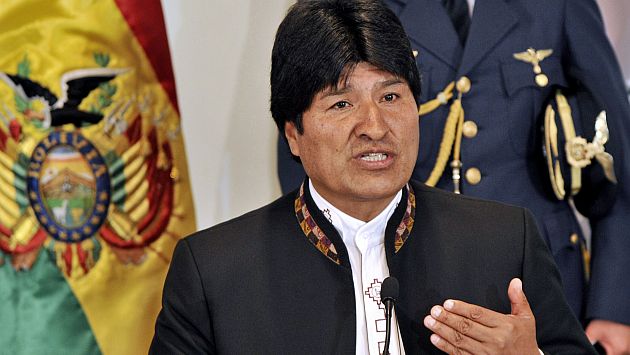 Uno de los préstamos de Evo Morales fue para la construcción del satélite Tupac katary. (AFP)
