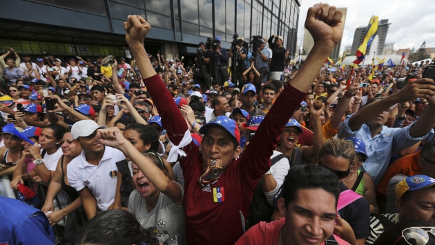 MARCHA OPOSITORA. Colaborador de Henrique Capriles fue detenido por unas horas. (AP)