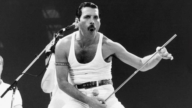 Se hizo conocido por ser el fundador y vocalista de la banda de rock Queen. (Internet)