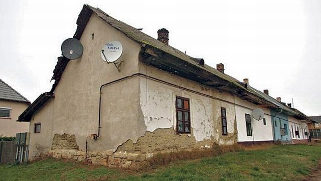 la casa del horror. Pareja vivía con sus tres hijos en Szigetszentmiklós, al sur de Budapest. (Oroszi Bea)