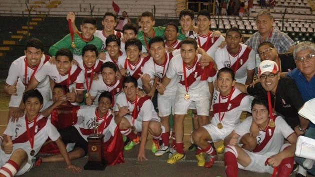 La selección peruana Sub 15 le dio una gran alegría al país al campeonar en el Sudamericano. (ANF)