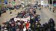 Puno: Aymaras bloquean tránsito a Bolivia
