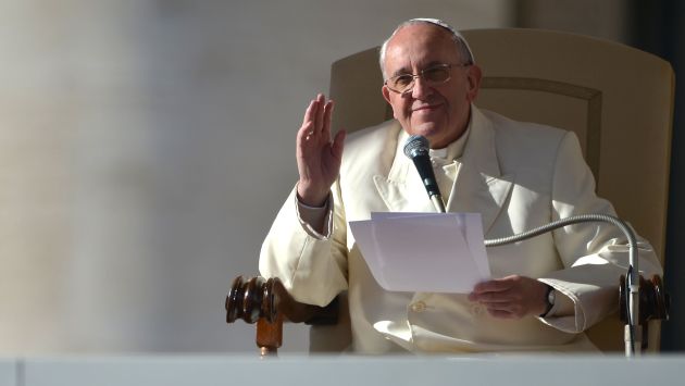 Papa Francisco confesó que fue portero durante una audiencia en Roma. (AFP)