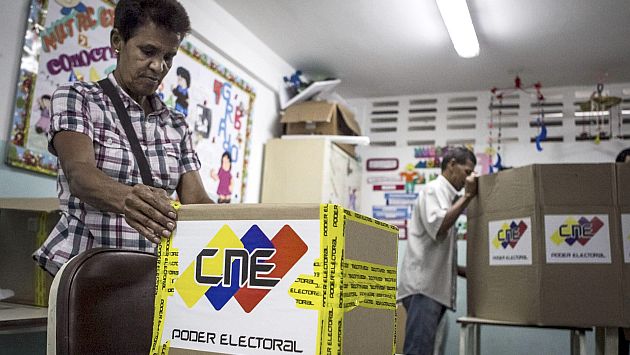 Centro de votación en Caracas para los comicios municipales de Venezuela. (EFE)