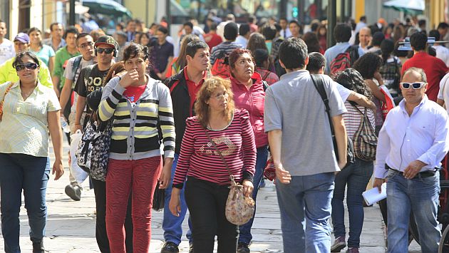 Un 15% de peruanos piensa que su situación no cambiará cuando termine el gobierno de Humala. (Manuel Melgar)