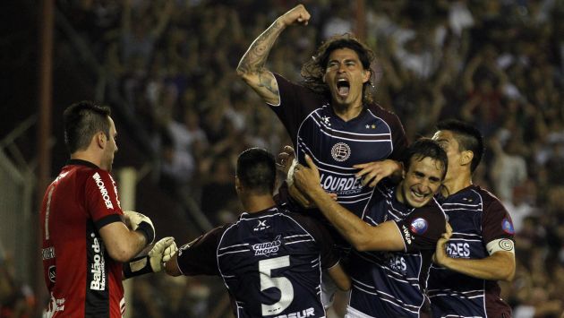 Lanús hizo vibrar su estadio con el título de la Copa Sudamericana. (Reuters)