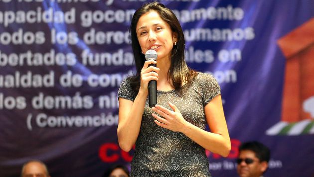 “Hay ‘chuponeo’ alterno”, dijo Nadine Heredia.(Presidencia Perú/TV Perú)