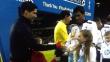 Luis Suárez fue vacilado por una niña del Tottenham [Video]