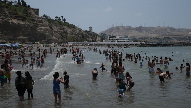Bañistas deben tener cuidado al momento de elegir la playa donde visitan. (Perú21)