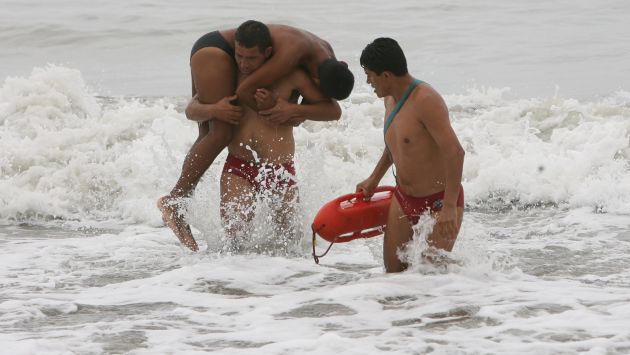 Rescatitas brindarán atención a los bañistas en peligro. (Perú21)