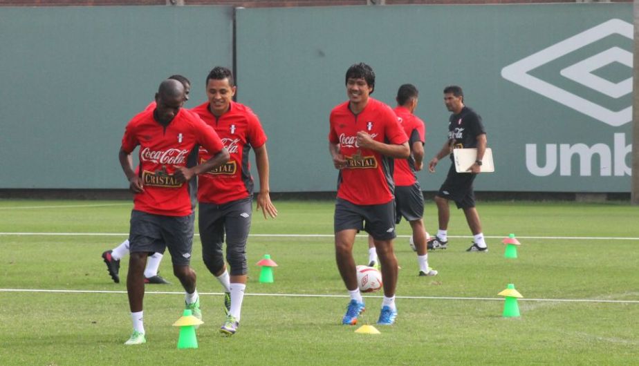 La selección peruana realizó hoy su último entrenamiento con miras al partido amistoso que disputará frente al País Vasco este 28 de diciembre en Bilbao, España. (Prensa FPF)