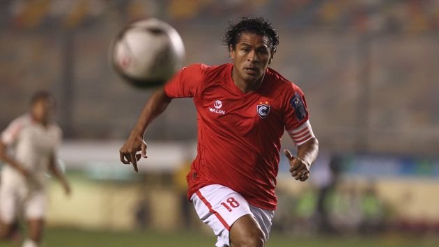 Santiago Acasiete definirá su futuro en la primera semana de enero. (Perú21)