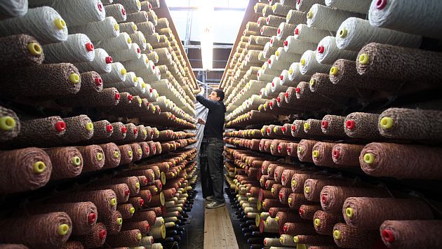 Sector textil en Estados Unidos ofrecerá más trabajo. (Bloomberg)