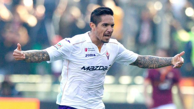 Juan Vargas quiere seguir como titular de la Fiorentina. (EFE)