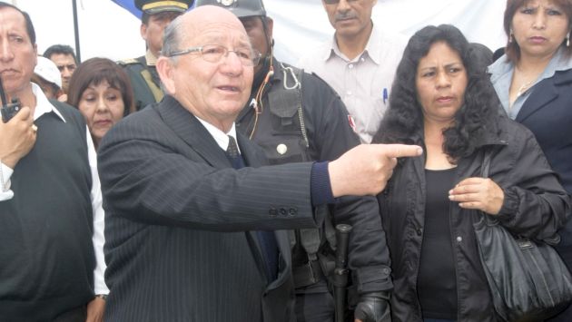Adolfo Ocampo participó en manifestación en San Juan de Miraflores. (USI)