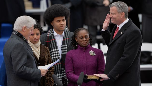 Bill de Blasio jura como alcalde de Nueva York. (AFP)